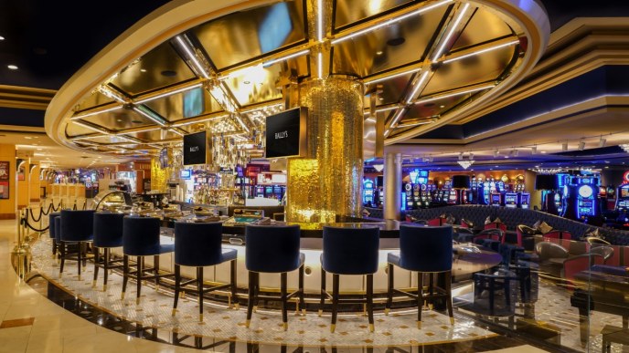 lobby bar